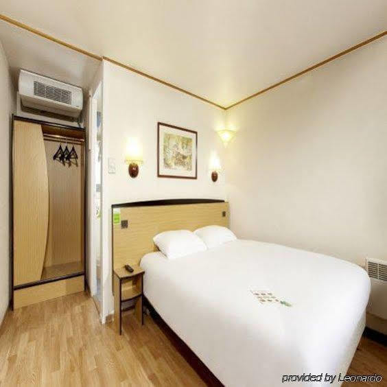 Campanile Nantes Hotel 3*